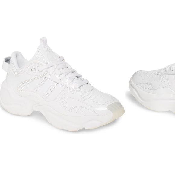 adidas white gym shoes